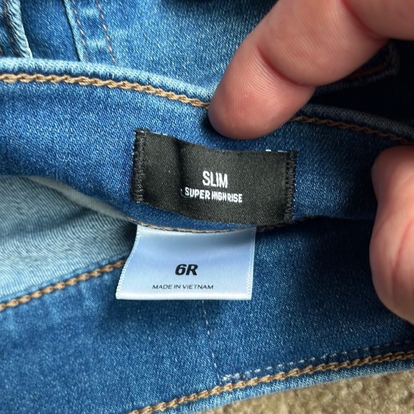 Express Slim Super High Rise - Picture 3 of 10